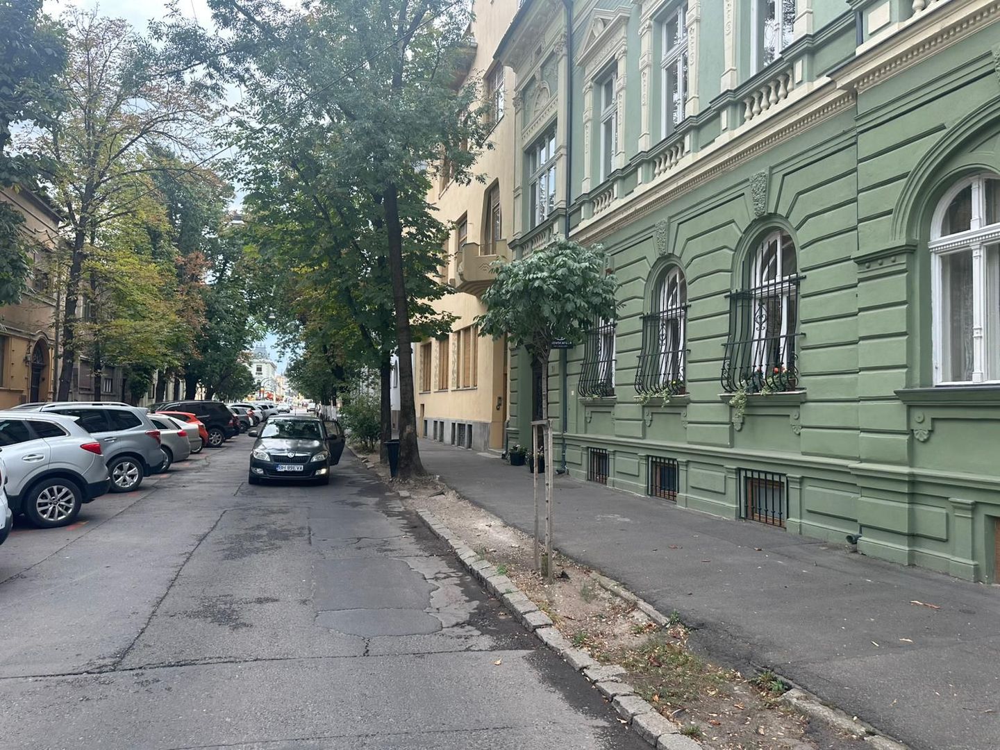 Spațiu comercial, ultracentral 125 mp – Oradea, Piața Unirii. 309 00 E - Poză 1