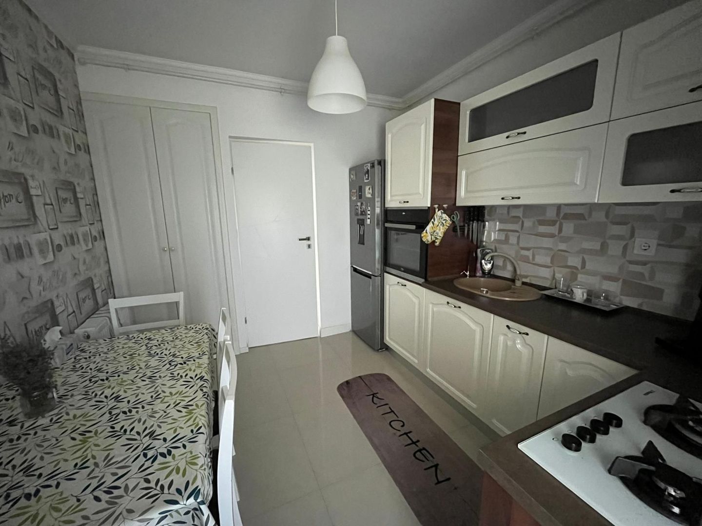 Apartament 3 camere,utili + 2 balcoane, parcare subterană – Turnisor - Poză 9