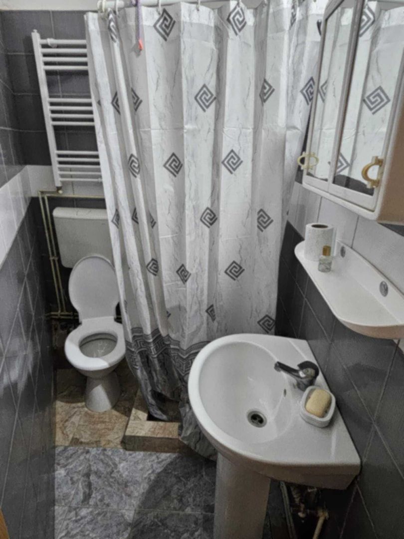Apartament cu o camera | Bucatarie Separata | 30 mp | Central - Poză 5