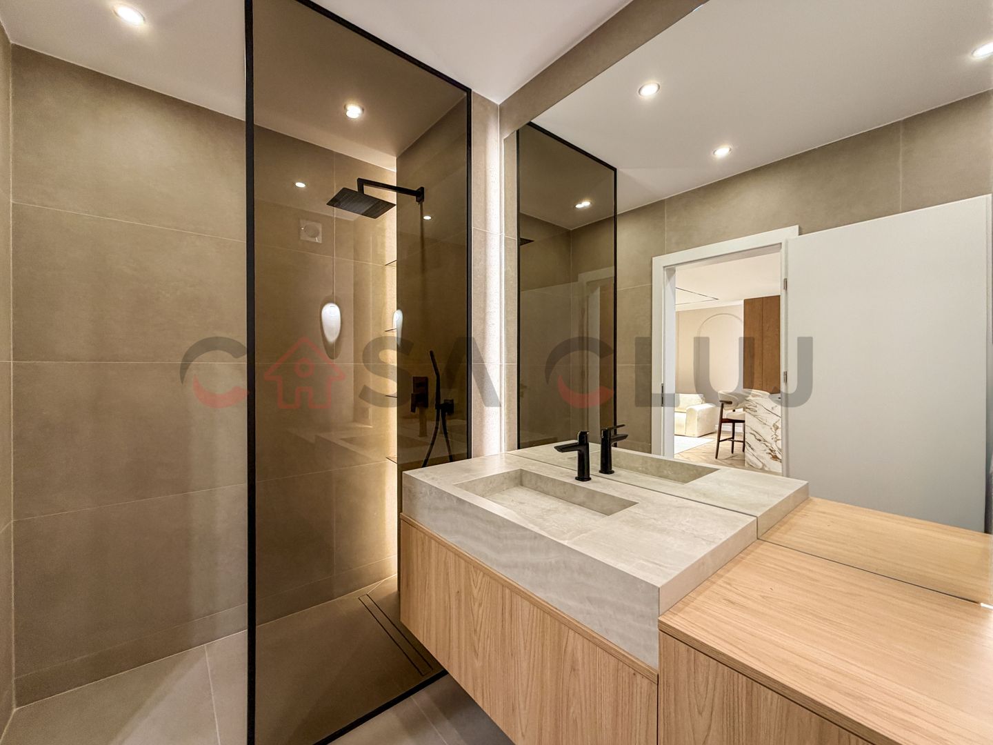 2 camere superbe, la cheie, zona The Office! - Poză 6