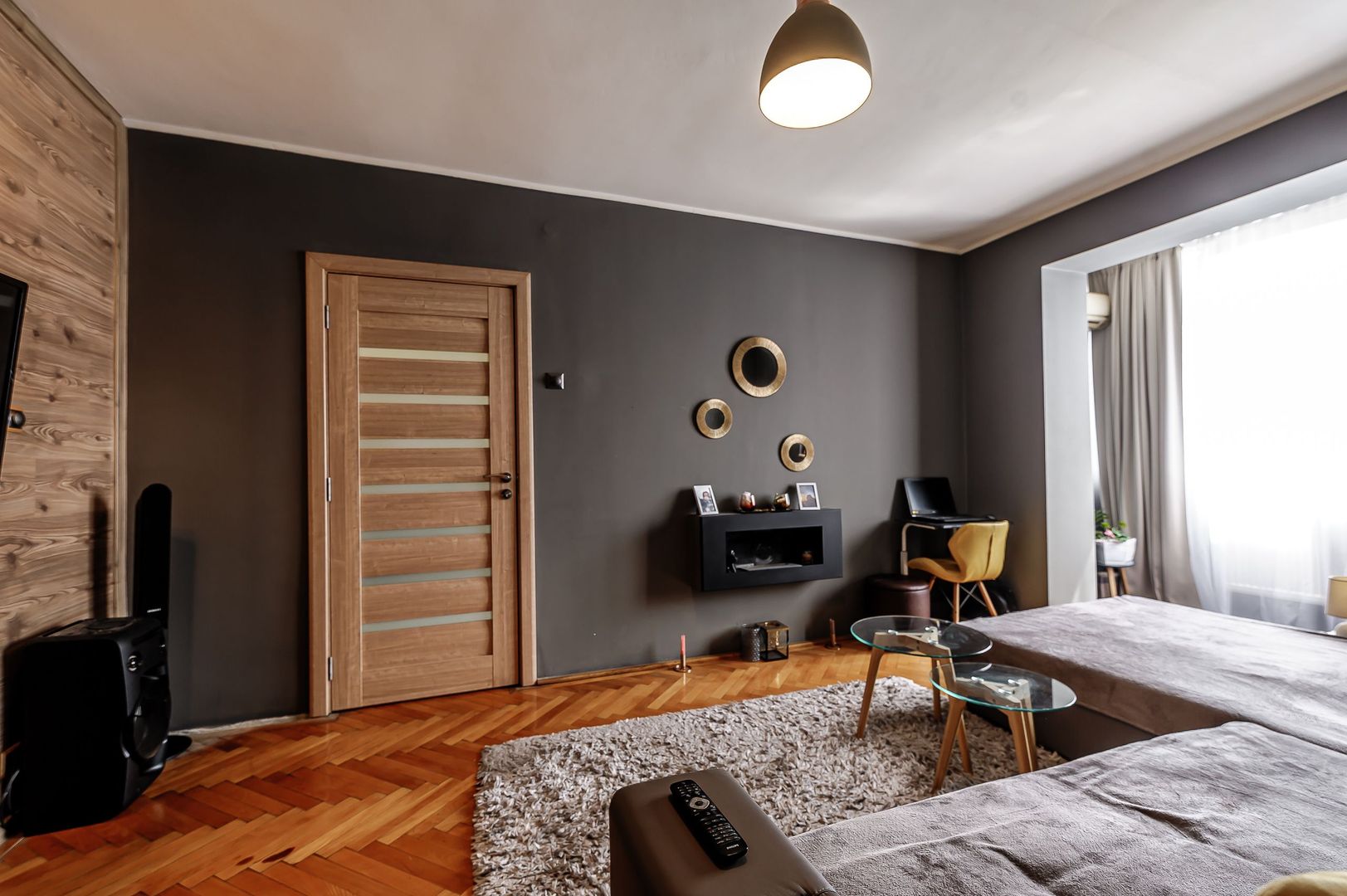 Zona liniștită, apartament cu 3 camere, etajul 1, cel mai dorit etaj! - Poză 1