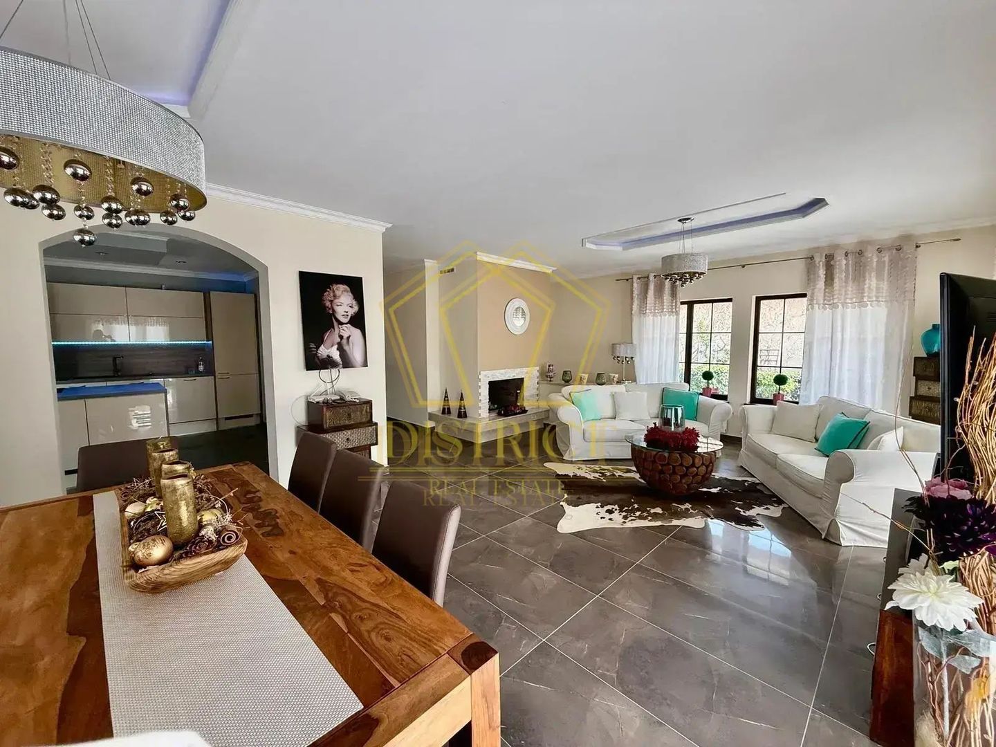 COMISION 0% Vila cu 6 camere deosebita D+P+1E I Biled - Poză 2