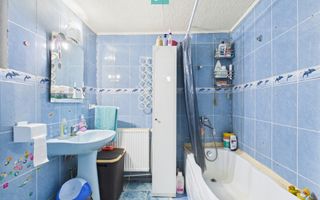 Casă cu 4 camere pe Bd. Laminorului – modernă și întreținută - Poză 18