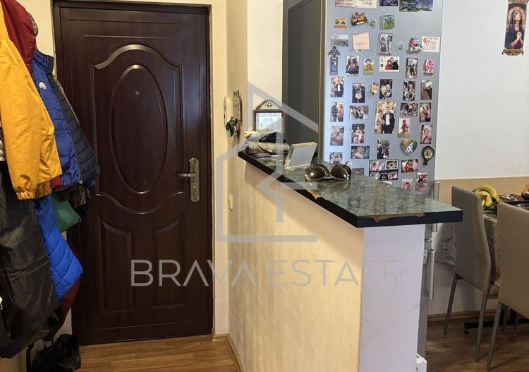 Apartament 2 camere, 54mp, balcon, parcare, zona Teilor - Poză 2