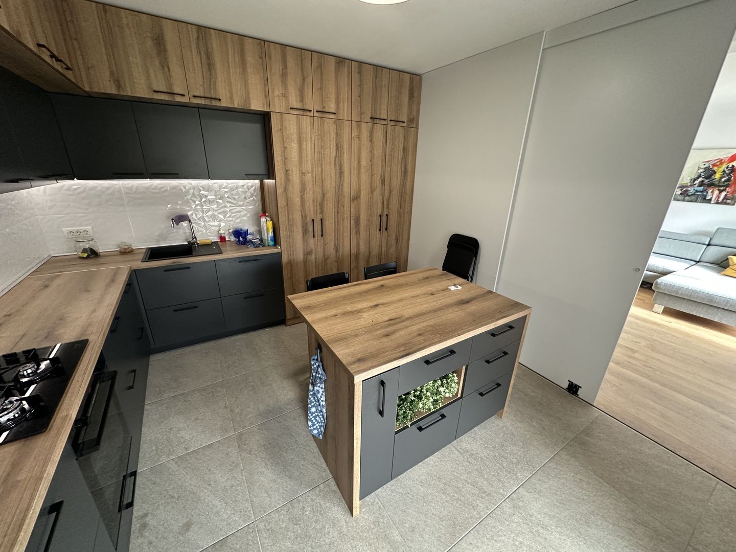 Casa deosebita intr-un cartier privat cu bariera - Poză 8