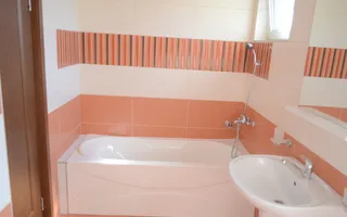 Apartament cu scara interioara si garaj in cartier Grigorescu - Poză 14