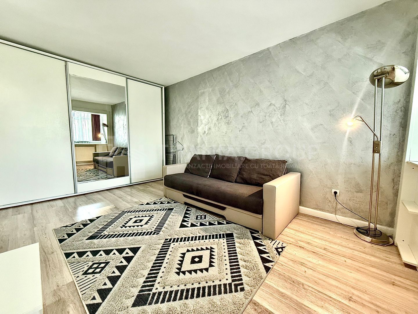 Garsoniera cochetă de vânzare, etaj intermediar - Bulevardul Gării - Poză 3