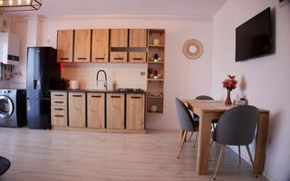 Apartament 2 camere, balcon, parcare, zona Teilor - Poză 4