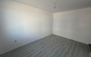 Disponibil imediat. Decomandat. TVA 21% inclus in pret - Poză 5
