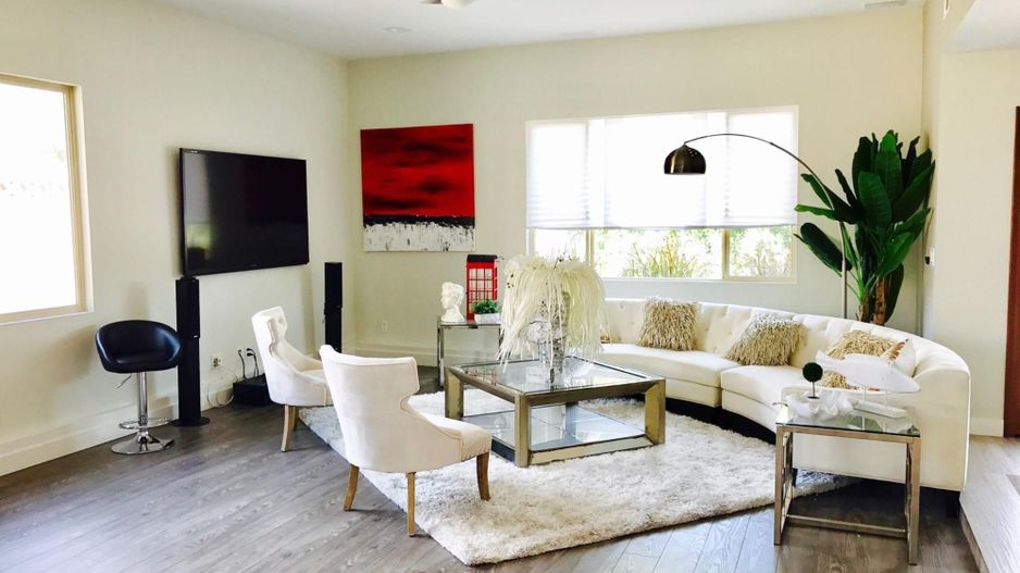 3 camere decomandat 2 bai incalzire pardoseala finalizare rapida - Poză 1