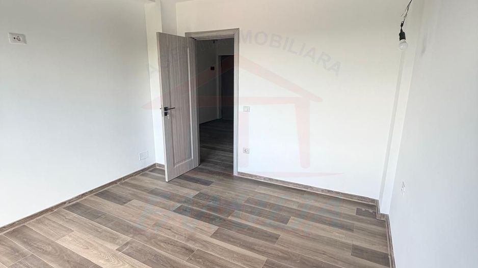 SE VINDE APARTAMENT, 2 CAMERE, CONSTRUCTIE NOUA 2026, MICRO 17 - Poză 8