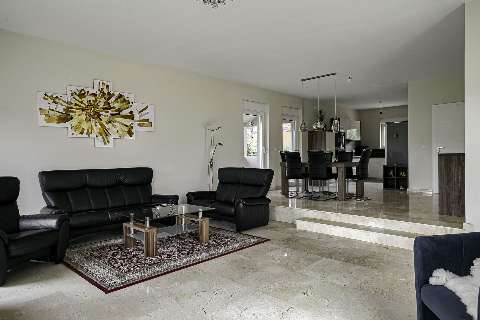 REDUCERE Vila superba pe colt in cartierul Europa, Vladimirescu - Poză 1