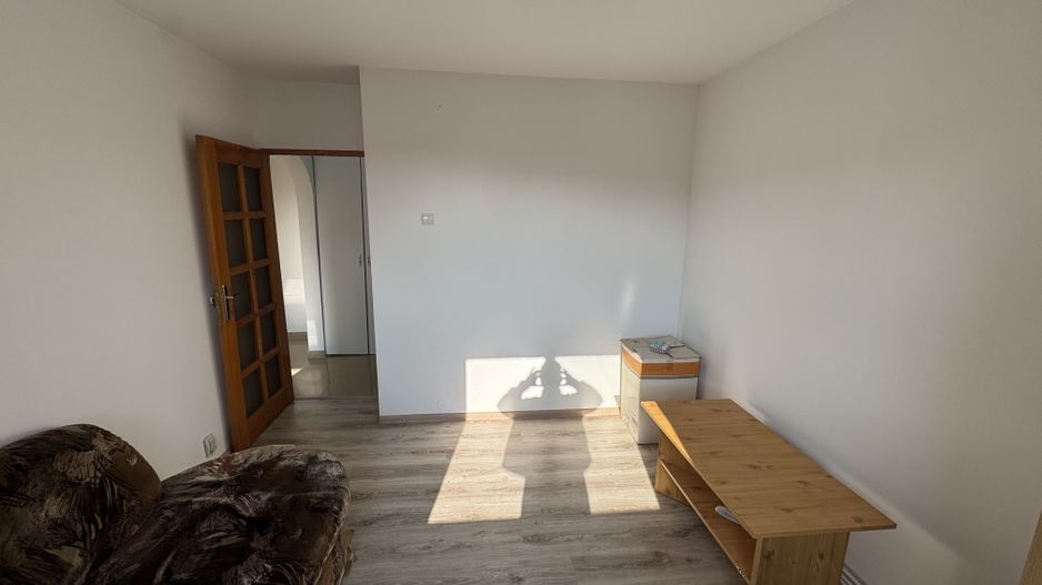 Apartament 3 camere 60 mp bloc 1980 central Filipesti de Padure! - Poză 7