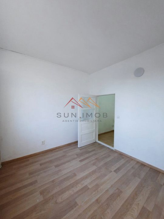 Garsoniera, zona centrala, 40 mp, recent renovata, Campina, Prahova - Poză 3