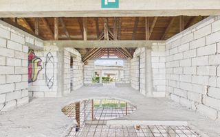 Casă impunătoare în Păuliş - Poză 17