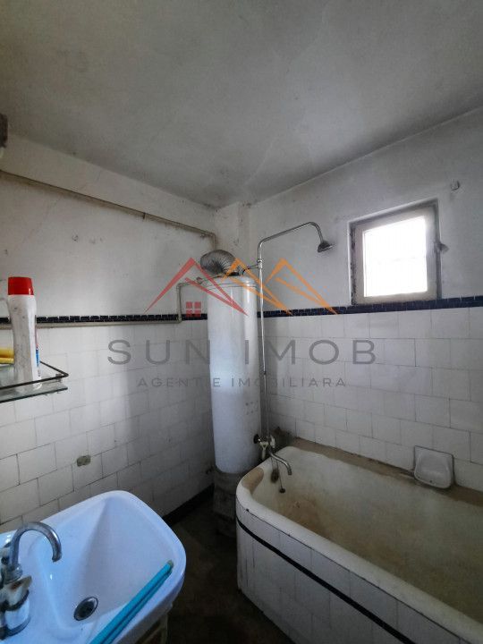 Casa 2 camere, central, 1962, teren 390 mp, Campina, Prahova - Poză 6