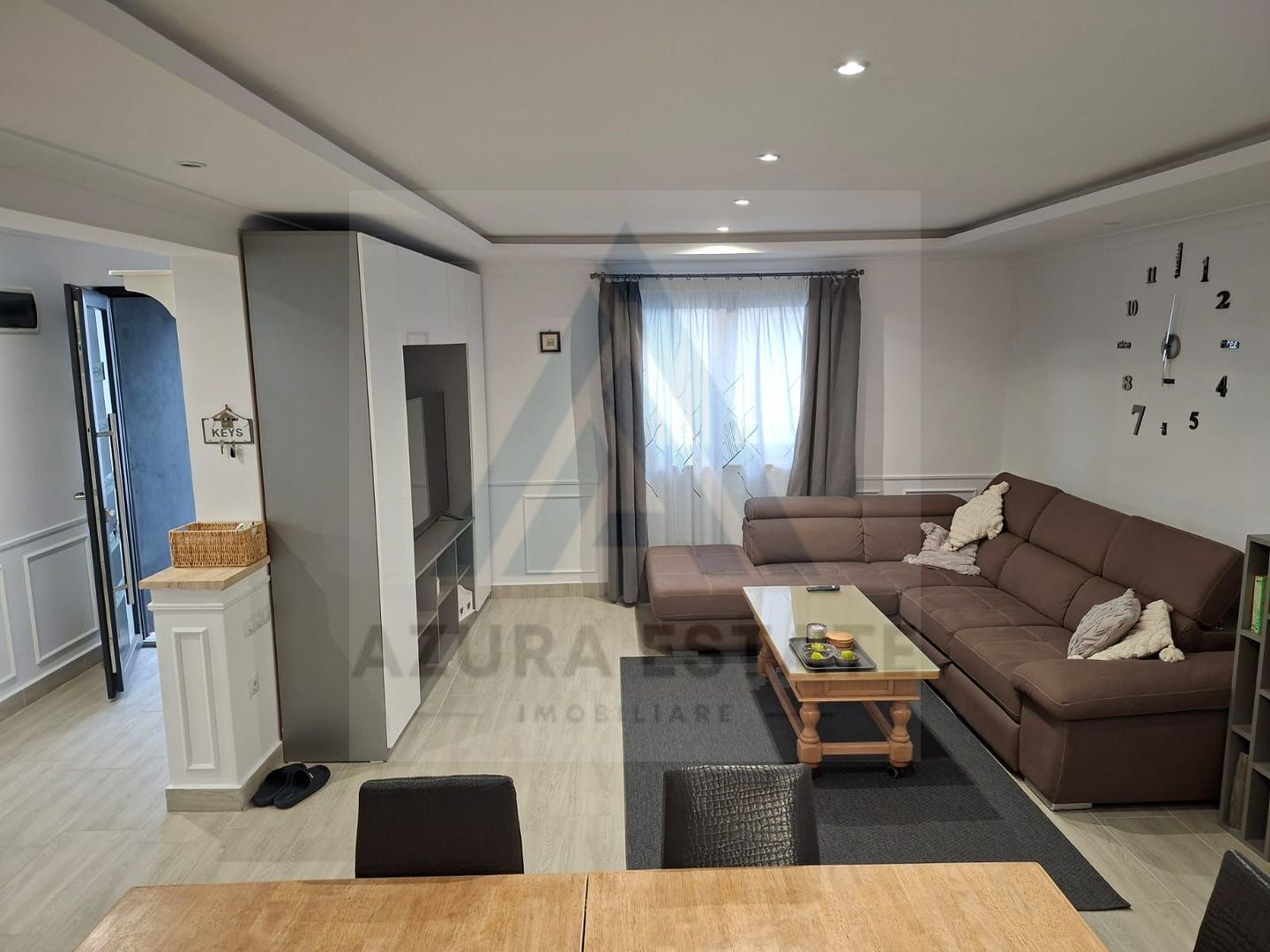 Casa individuala echipata premium cu 4 camere si 2 bai in Cristian - Poză 5