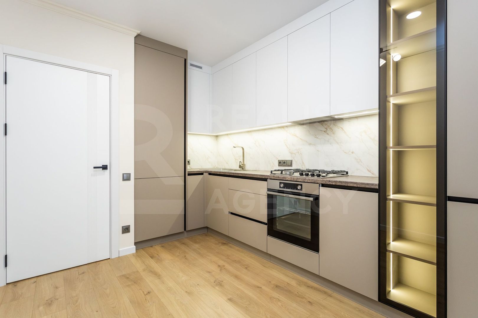 Vânzare, apartament, 1 cameră, str. Regina Elizabeta, Durlești - Poză 3