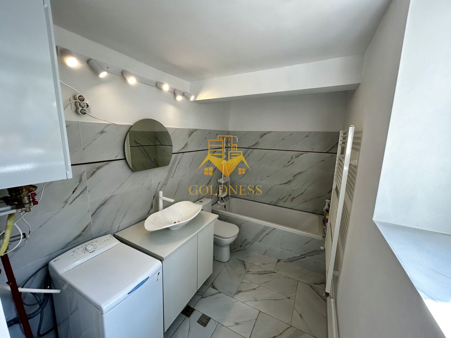 3 camere, modern, curte 105 mp, Parcul Central, Polivalenta, central - Poză 9
