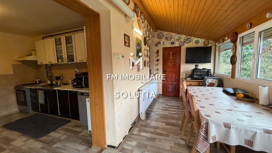 Casă spațioasă P+1 - 5 camere - teren 10 ari, Unguraș! - Poză 10