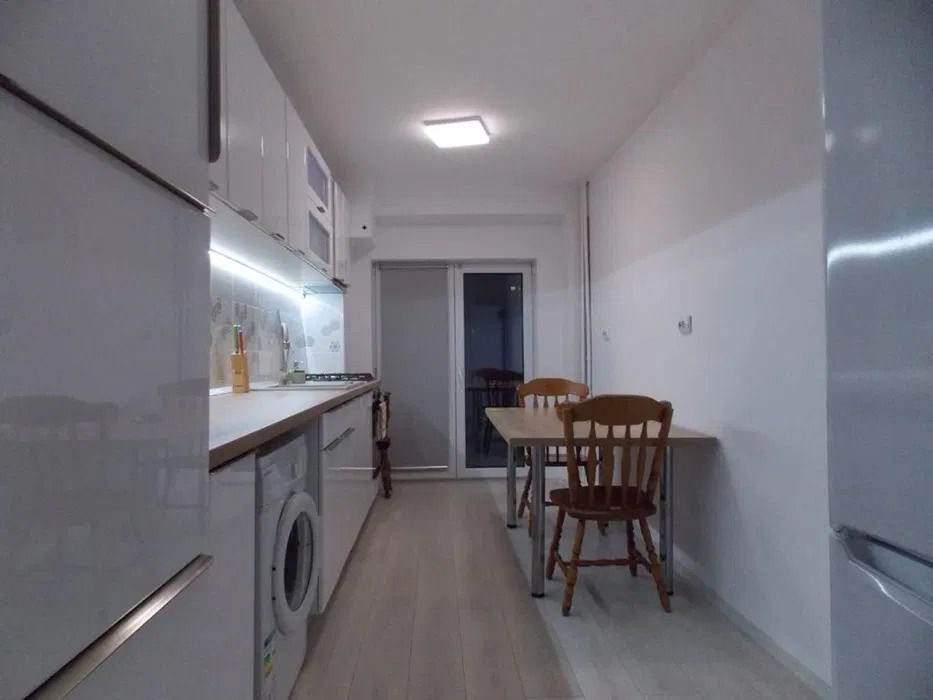 Inchiriere 3 Camere Decebal - Poză 5