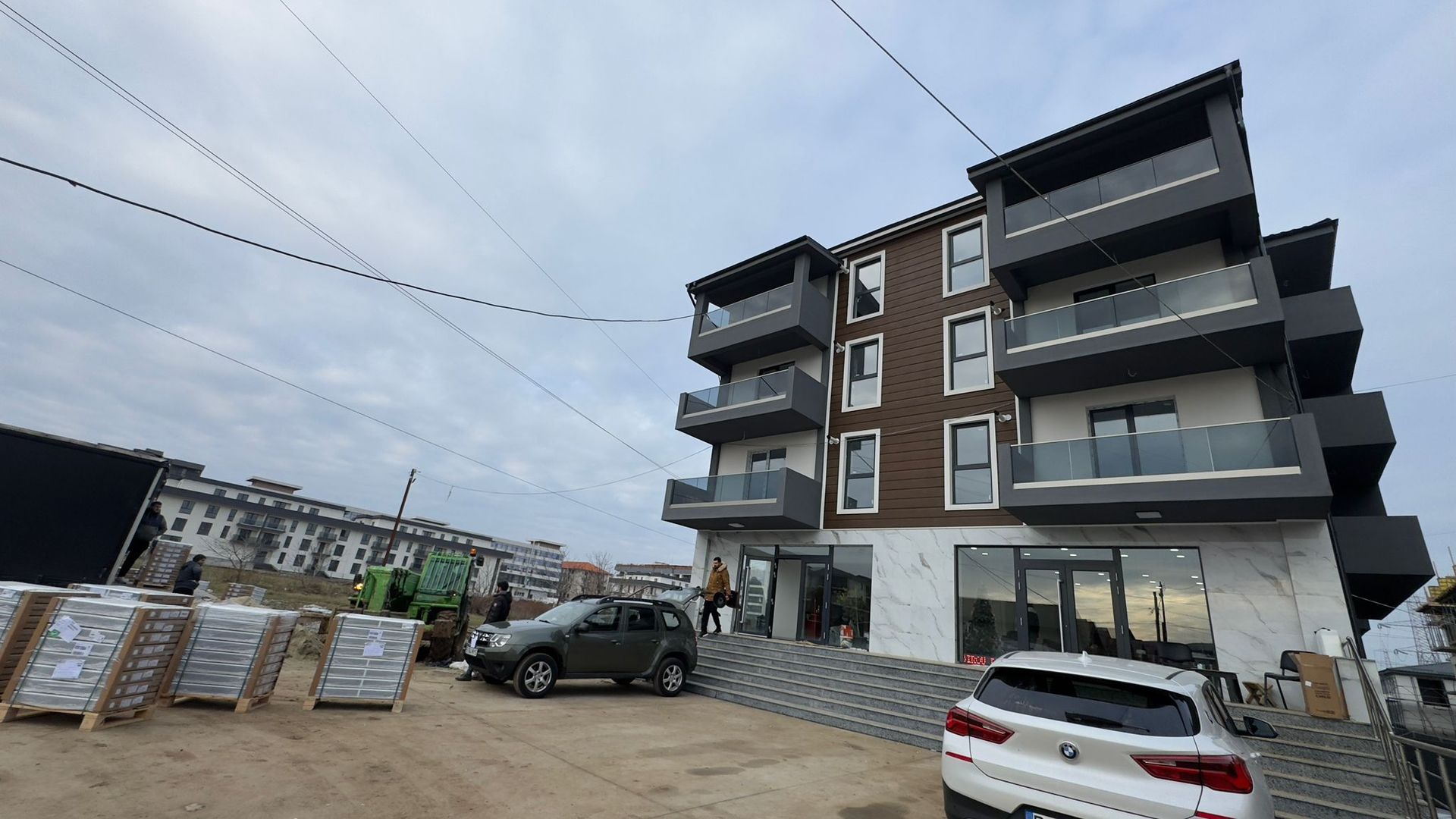 SPATIU - DEPOZIT, 482.2 MP, 2 GRUPURI SANITARE, RAMPA ACCES, COMIS 0% - Poză 1