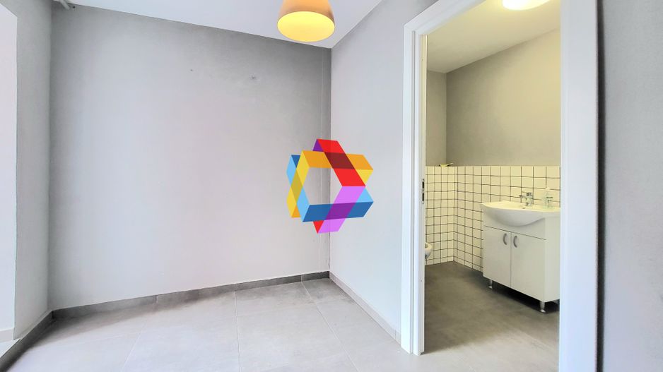 Spatiu comercial Ultracentaral - 83mp # plus-imo.ro - Poză 7