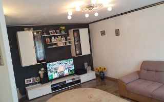 Apartament decomandat, 4 camere, etaj 1/ 4 , cartier Noua - Poză 9