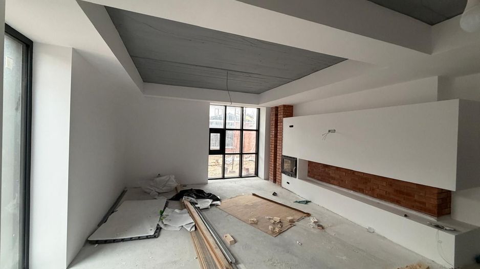 Locuință tip duplex cu design modern și curte proprie | 800m Colosseum mall - Poză 12