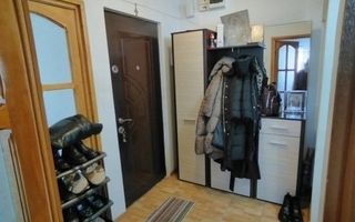 Cameră de închiriat în apartament - 150 de euro - Poză 1
