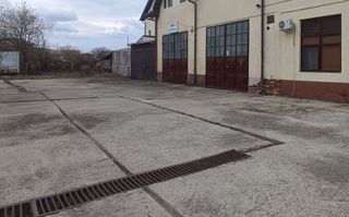 Hala cu curte inchisa zona Turnisor - Poză 1