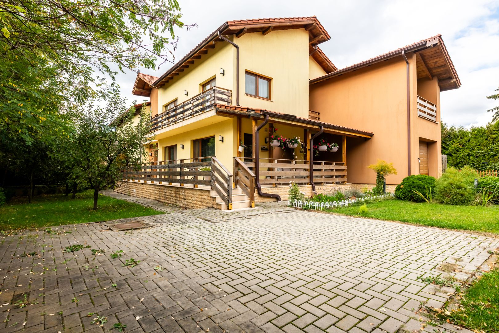 Casa individuala 268mp | 4 dormitoare + studio | 1100mp teren | Faget - Poză 35