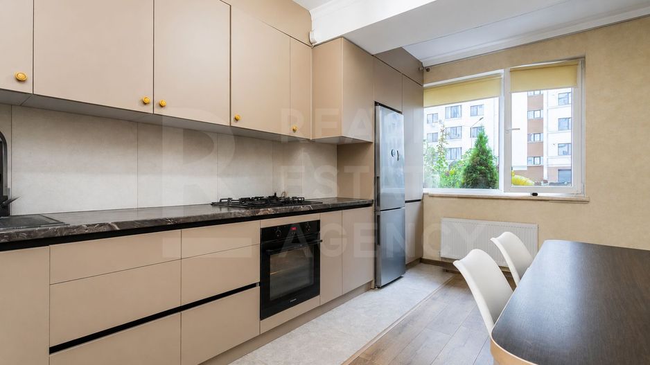 Vânzare, apartament, 2 camere, bd. Mircea cel Bătrân, Ciocana - Poză 2