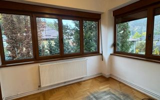 De inchiriat vila cu priveliste spectaculoasa - ideal spatiu comercial - Poză 34