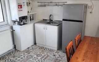 Casă în T. Neculai, Iași, la 200m de Catedrala Catolică Nicolina – 90 mp, 4 camere, parter și etaj - Poză 8