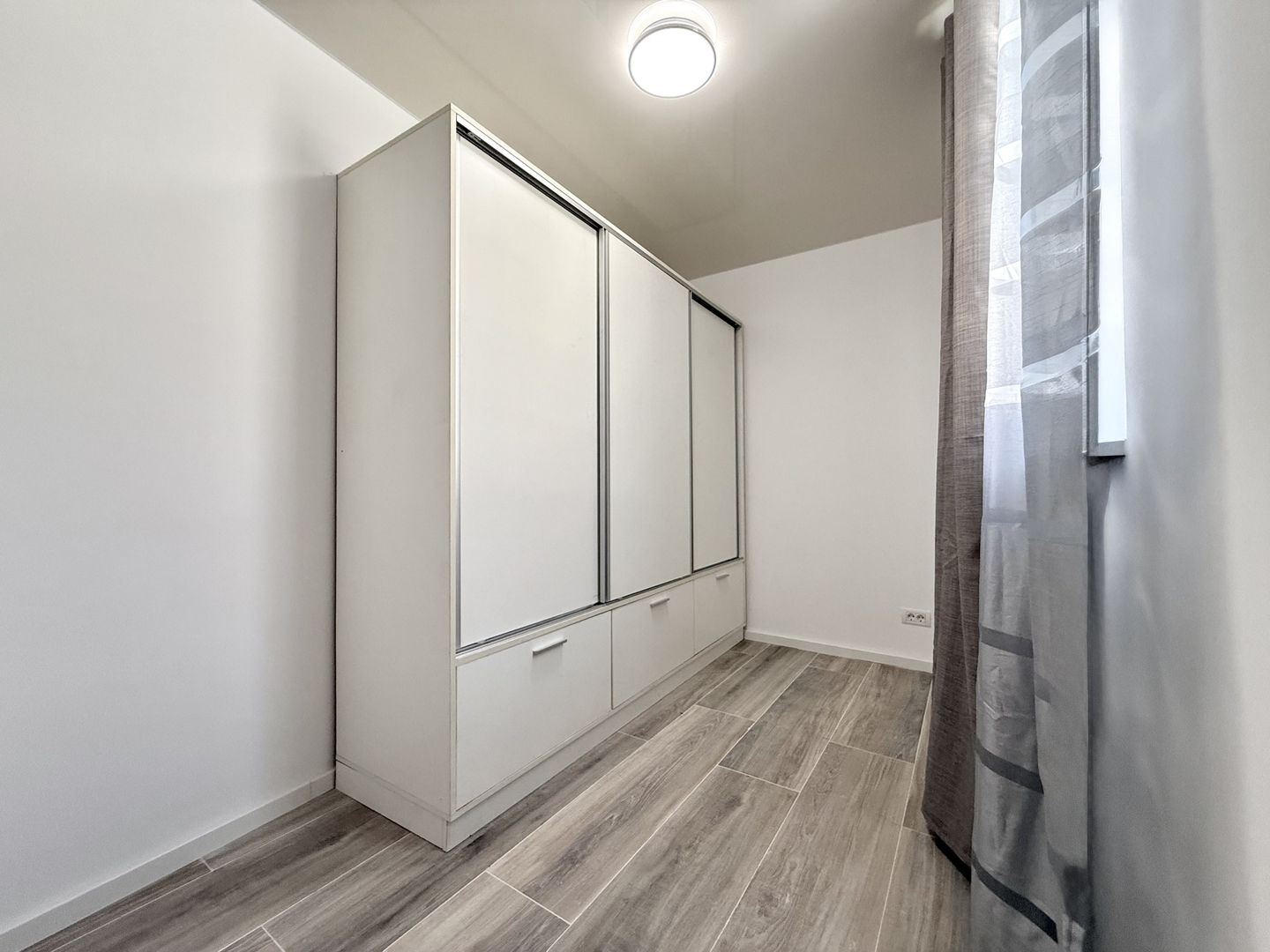 Casă premium de închiriat – Dumbrăvița - zona centrală - Poză 26