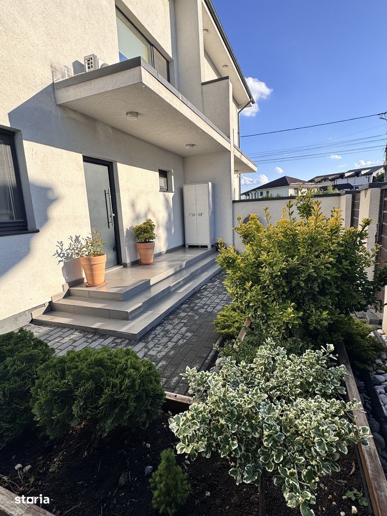 Casa tip duplex P+1+M - Poză 1