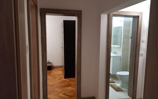 Apartament 2 camere 55 mp utili etajul 1 cu balcon in zona Centrala - Poză 4