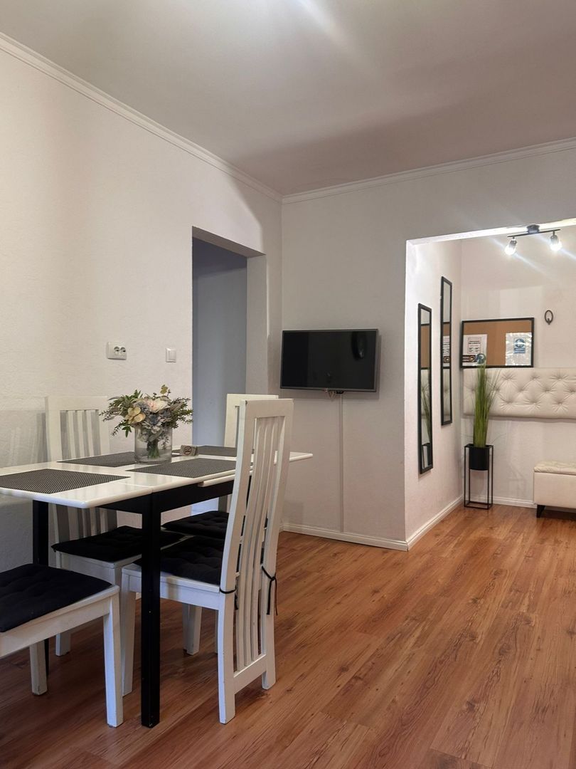 Apartament cu 2 camere,  51 mp, Bld Dacia, Oradea - Poză 4