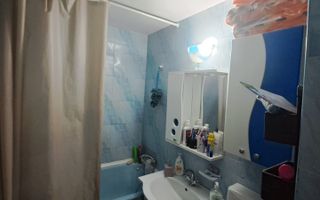 APARTAMENT 3 CAMERE | 75 MP | ETAJ 2 | DECOMANDAT | ROSIORI DE VEDE - Poză 9