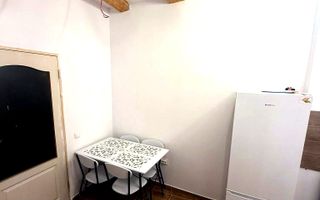 Garsonieră la casă | Renovată complet | Schei, Brașov - Poză 4