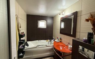 De vanzare apartament + teren generos în apropiere - Poză 13