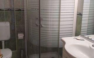 Apartament cu 3 camere decomandat zona Aradului - Poză 10