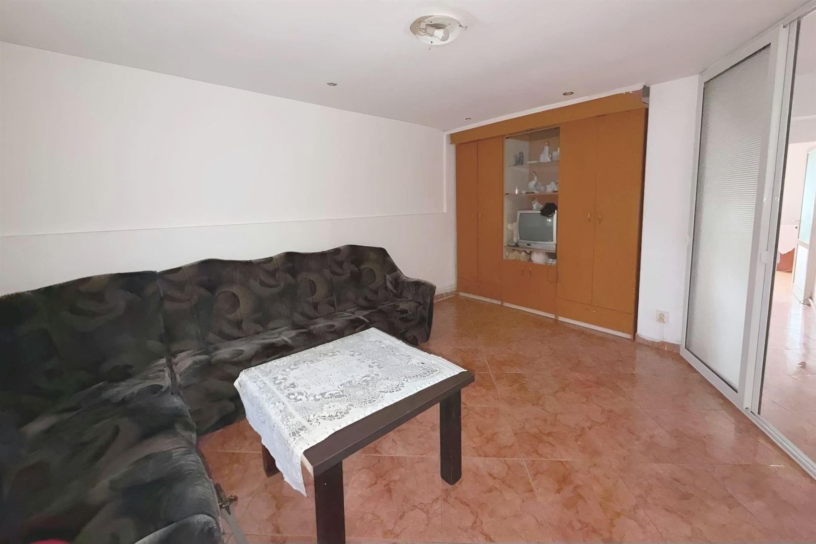 Apartament 2 camere decomandat zona Prestige - Poză 1