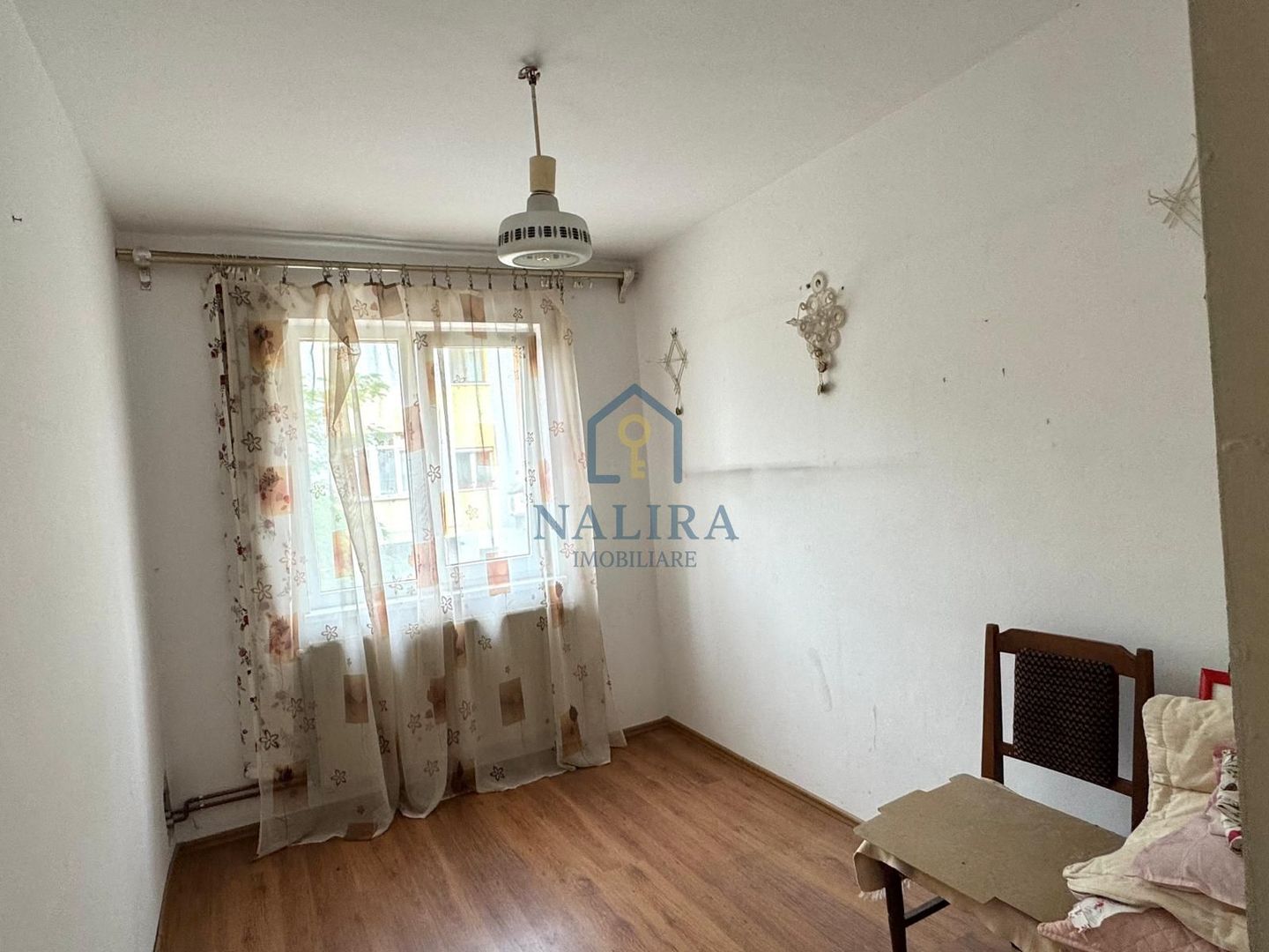 Vanzare apartamnt - 3 camere - etaj 1 Matei Basarab - Poză 2