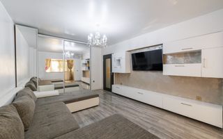 Apartament 2 camere decomandat, cartierul Banat, Pitesti - Poză 1