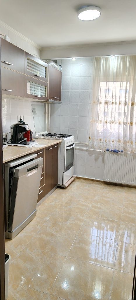 Vanzare Apartament 3 camere -Sebastian-Vulcan - Poză 7
