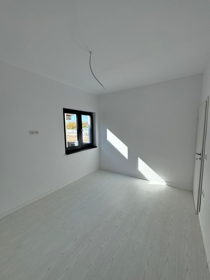 CASA INDIVIDUALA, TOATE UTILITATILE, RATE DEZVOLTATOR , COMISION 0% - Poză 9