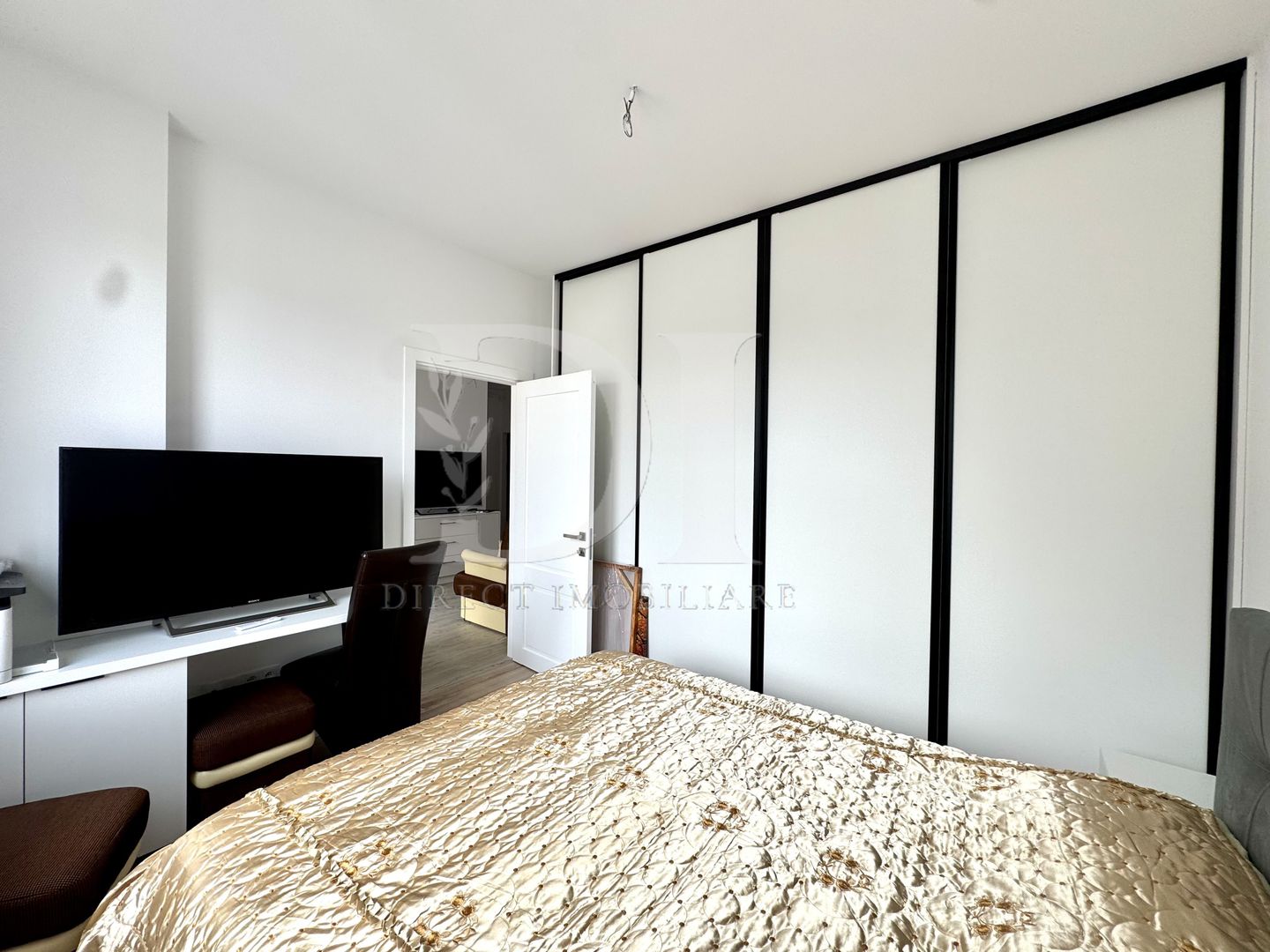 Apartament la cheie / etaj intermediar / Zona Eroilor - Poză 6