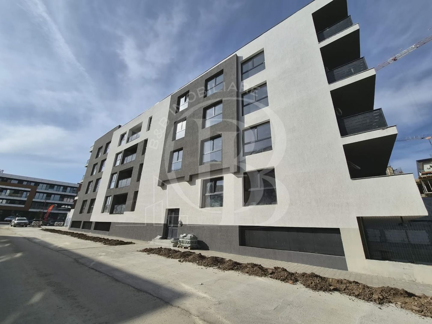 Apartament 2 camere bloc boutique parcul Teilor - Poză 1